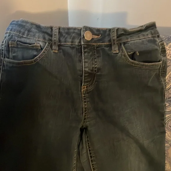 Design Lab Jeans - Picture 3 of 5